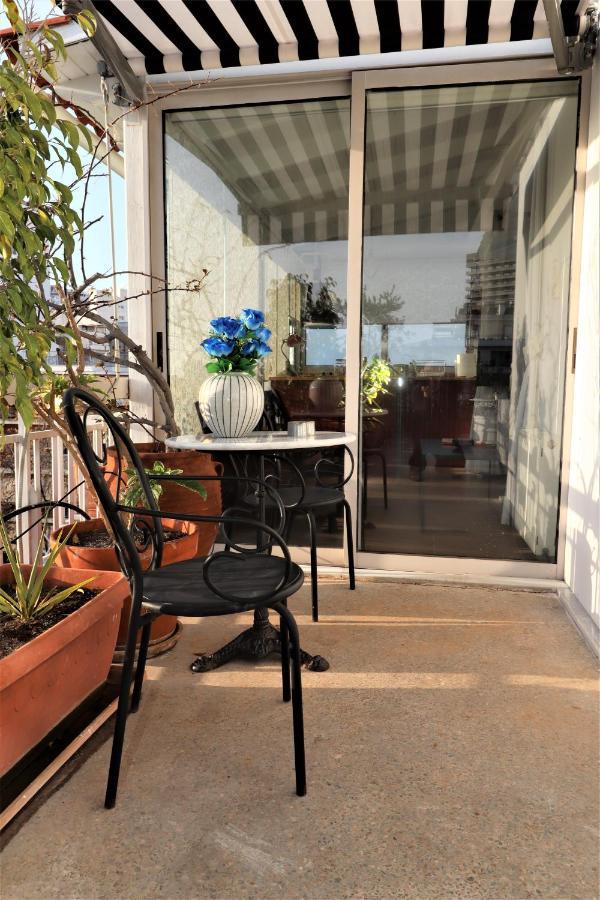 Stunning View Private Terrace @panormou Metro. Apartment Athens